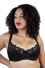 Load image into Gallery viewer, Gabi Fresh Black Carmen Lace & Satin Longline Bra