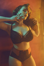 Load image into Gallery viewer, Ezmae Eyelash Lace Full Cup Fuller Bust Bra DD - H