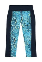 Load image into Gallery viewer, Wolf & Whistle Printed Crop Leggings Snake Curve