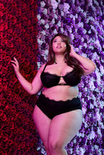 Load image into Gallery viewer, Gabi Fresh Fernanda High Waist Lace Brief
