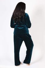 Load image into Gallery viewer, Velvet Pyjama Set
