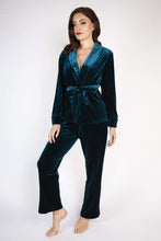 Load image into Gallery viewer, Velvet Pyjama Set
