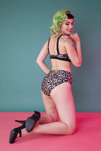 Load image into Gallery viewer, Collectif Leopard Balcony top
