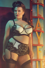 Load image into Gallery viewer, Hedy Mint Curve Lace Bra
