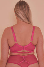 Load image into Gallery viewer, Madeleine Bondage Bra Curve Hot Pink
