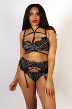 Load image into Gallery viewer, Sky Pearl Lace Harness Curve Suspender Belt
