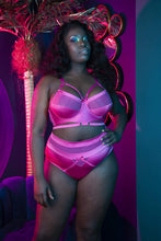 Load image into Gallery viewer, Madeleine Bondage Bra Curve Hot Pink

