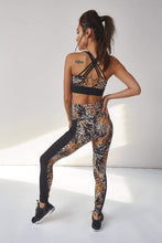 Load image into Gallery viewer, Wolf &amp; Whistle Mixed Animal Leggings
